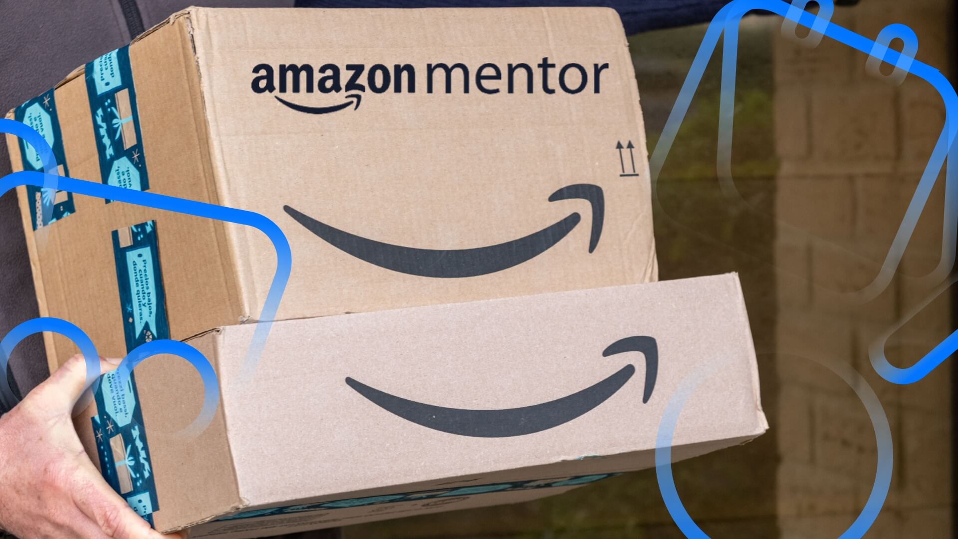 Caixas da Amazon sendo entregues, ilustrando o programa Amazon Mentor como estrat&eacute;gia para sellers melhorarem performance e vendas no marketplace.